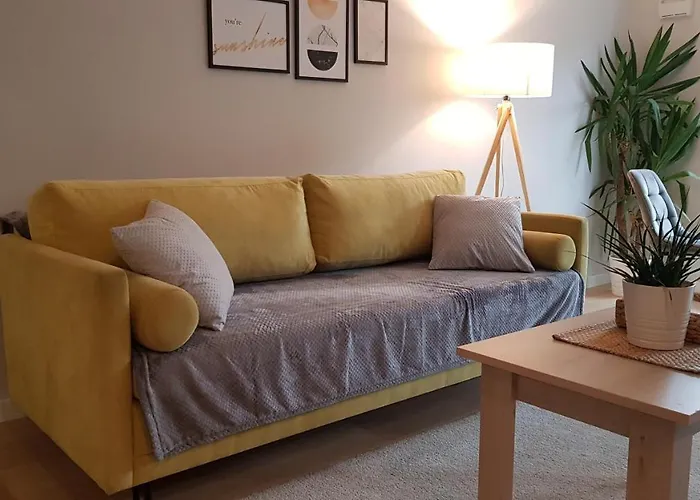 Chopin Park Lux Apartment, Self Check-in 24h, Free Parking, Air-conditioning Апартаменты *