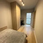 شقة Chopin Park Lux Apartment, Self Check-in 24h, Free Parking, Air-conditioning
