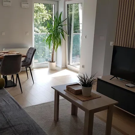 아파트 Chopin Park Lux Apartment, Self Check-in 24h, Free Parking, Air-conditioning *