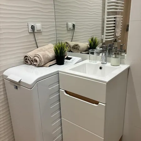 Chopin Park Lux Apartment, Self Check-in 24h, Free Parking, Air-conditioning 아파트