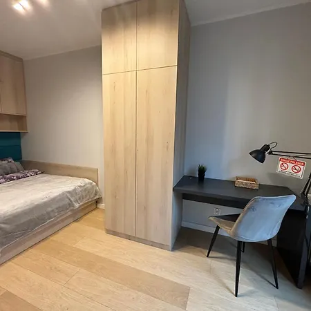 Chopin Park Lux Apartment, Self Check-in 24h, Free Parking, Air-conditioning Apartamento