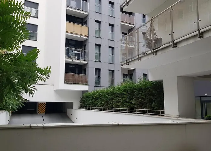 Chopin Park Lux Apartment, Self Check-in 24h, Free Parking, Air-conditioning Διαμέρισμα *