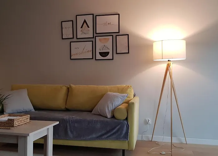 Chopin Park Lux Apartment, Self Check-in 24h, Free Parking, Air-conditioning Apartamento *