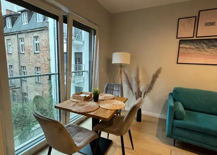 Apartamento Chopin Park Lux Apartment, Self Check-in 24h, Free Parking, Air-conditioning Poznań